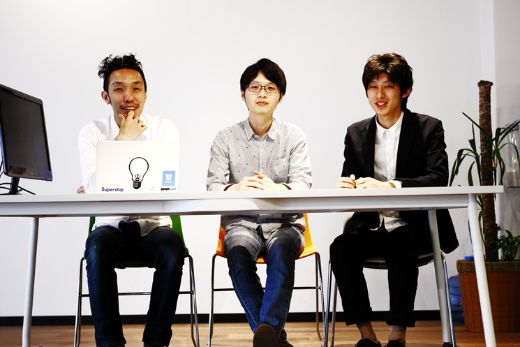 （写真左から）SocketのCTO生内洋平氏と、アーキテクトの奥田佳享氏、エンジニアの太田賢志郎氏