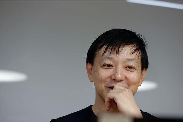 取材に応えるコインチェックCTO・松岡剛志さん