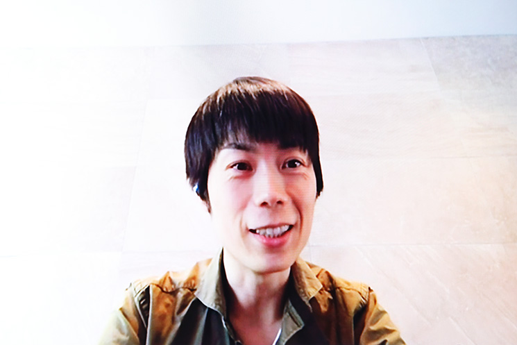 オンラインインタビューに応じるハイブリィドの森さん