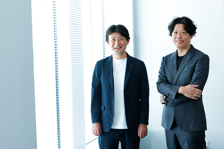 NTTデータ東北 DXO（デジタルトランスフォーメーションオフィス）の相場さんと佐々木さん