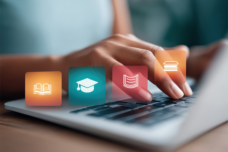 プログラミングをしているイメージ