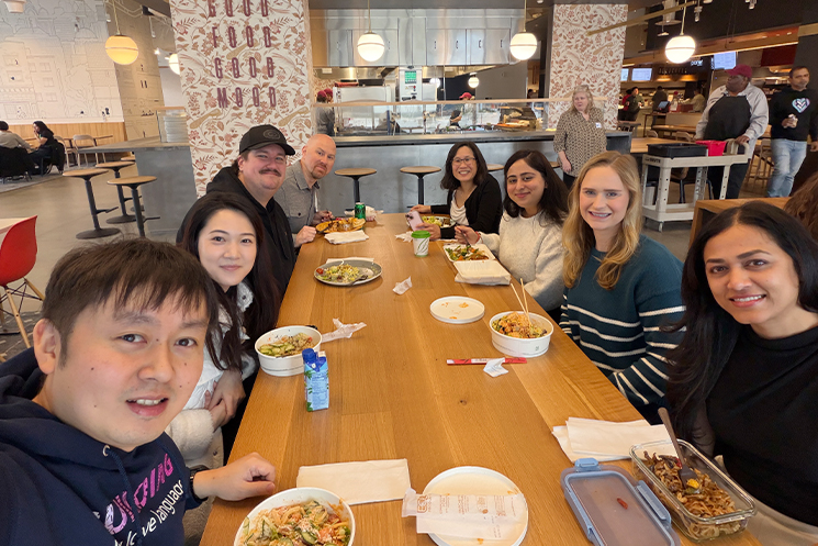 マイクロソフトのFDEチームの集合写真