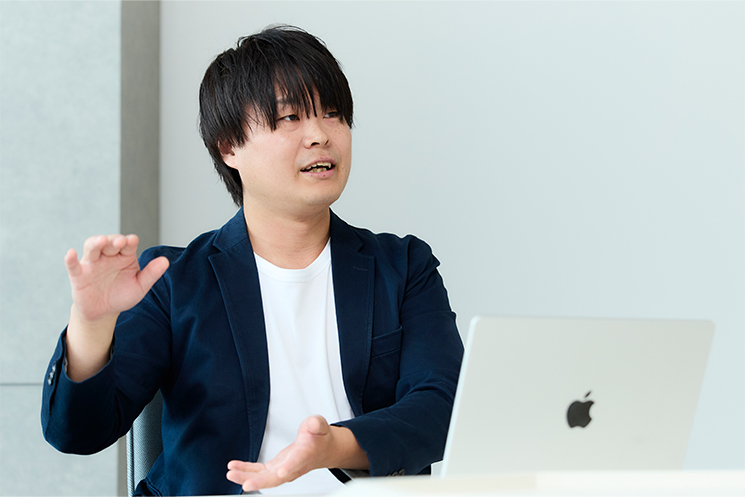 ペネトレーションテストについてもAIによる自動化が不可欠だと熱弁する、中谷さんの様子。