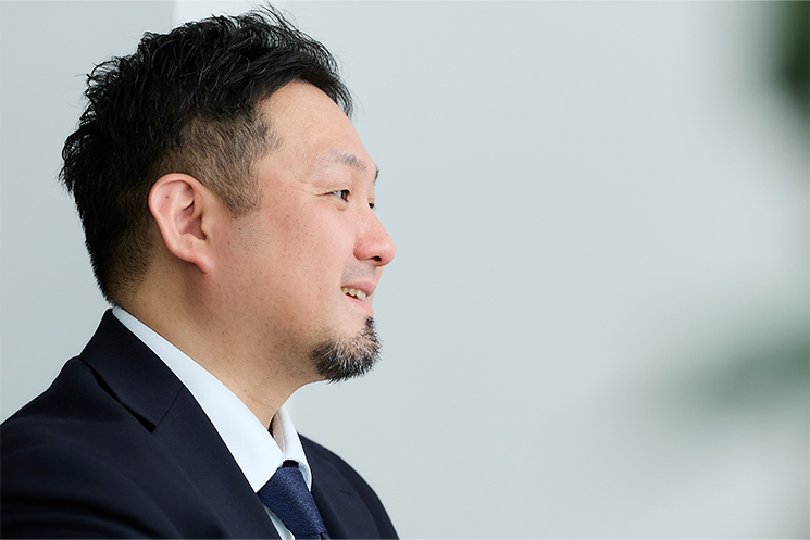 ネットワークエンジニアの将来性と需要について語る、プラウドアドバンス代表・村上さんの様子