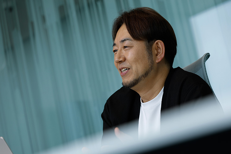 IPを「息の長い資産」へと育てるための必須条件を語る竹野太一さん。コンテンツの拡張性や、緻密に設計された世界観・キャラクターがもたらす多角的なビジネス展開の重要性について説く