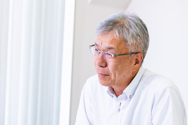 取材に応じる株式会社ブランチの代表取締役社長・松枝一孝さん