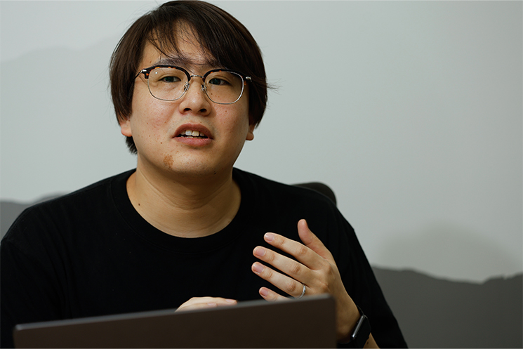 上間貫司さん「AI時代の基盤設計は「AIに任せる部分」と「人間が事前に準備しておく部分」の境界線をどう引き、どこまでお膳立てしてあげられるかが非常に重要」