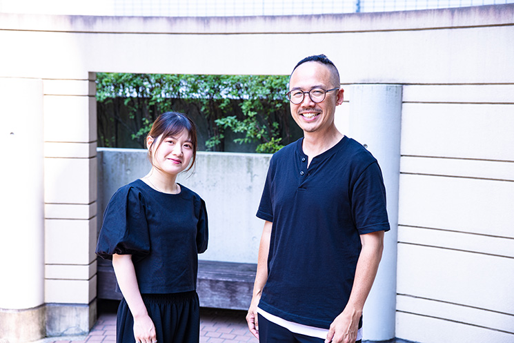 ラフアンドレディ株式会社の取締役・桑折誠太郎さん（写真右）と広報・田川さんさん（写真左）