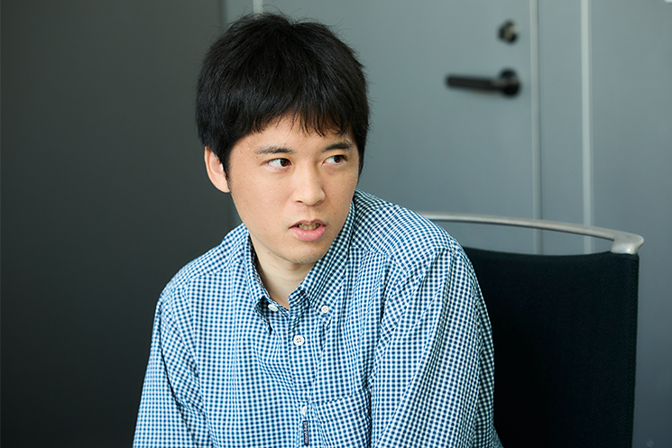 ハードの性能が上がったことで、ゲーム内に登場するキャラクターの表現方法にどのような変化が起きたかを語っている様子