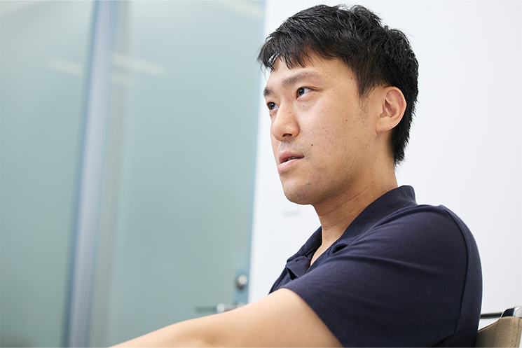 福原たまねぎさんが、プロダクトマネジャーが生き残っていくためには、経営よりか技術よりに舵を切るほかないと力説する様子