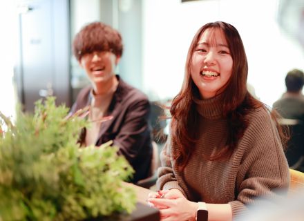 開発エンジニア＊サブスク無料＊残業月12h＊リモートOK＊服装・髪色・ネイル自由＊20～40代活躍中＊時間休可