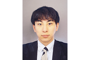 松井 秀仁 氏